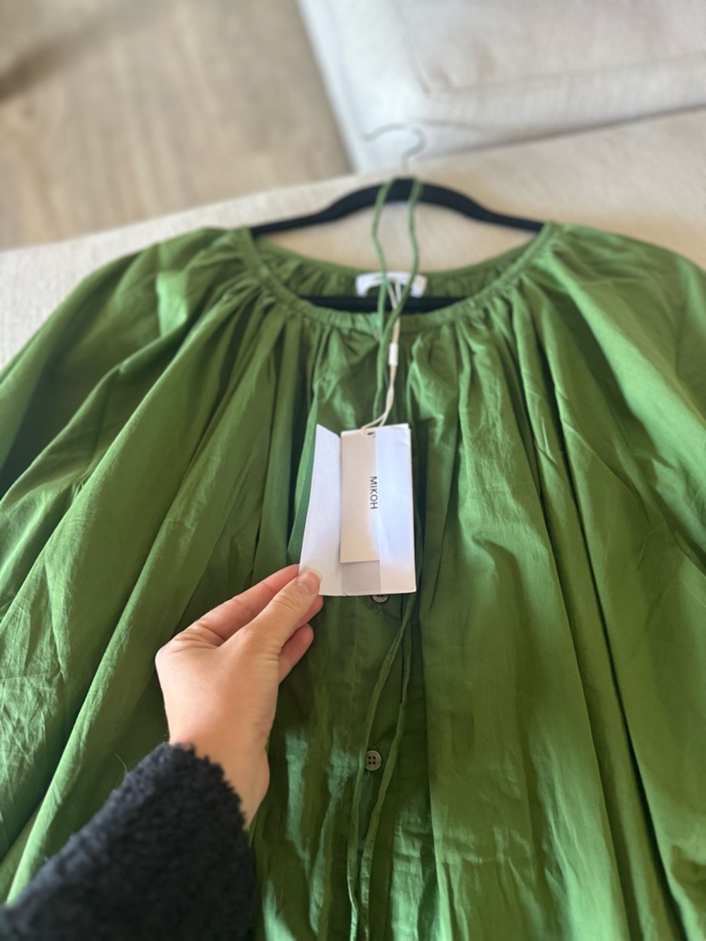 Mikoh Nea Dress is verdant green - Picture 9 of 14